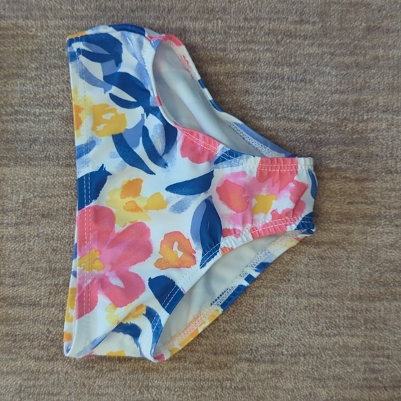 Carter's 6 mo Girls' Swimsuit - Picture 5 of 7